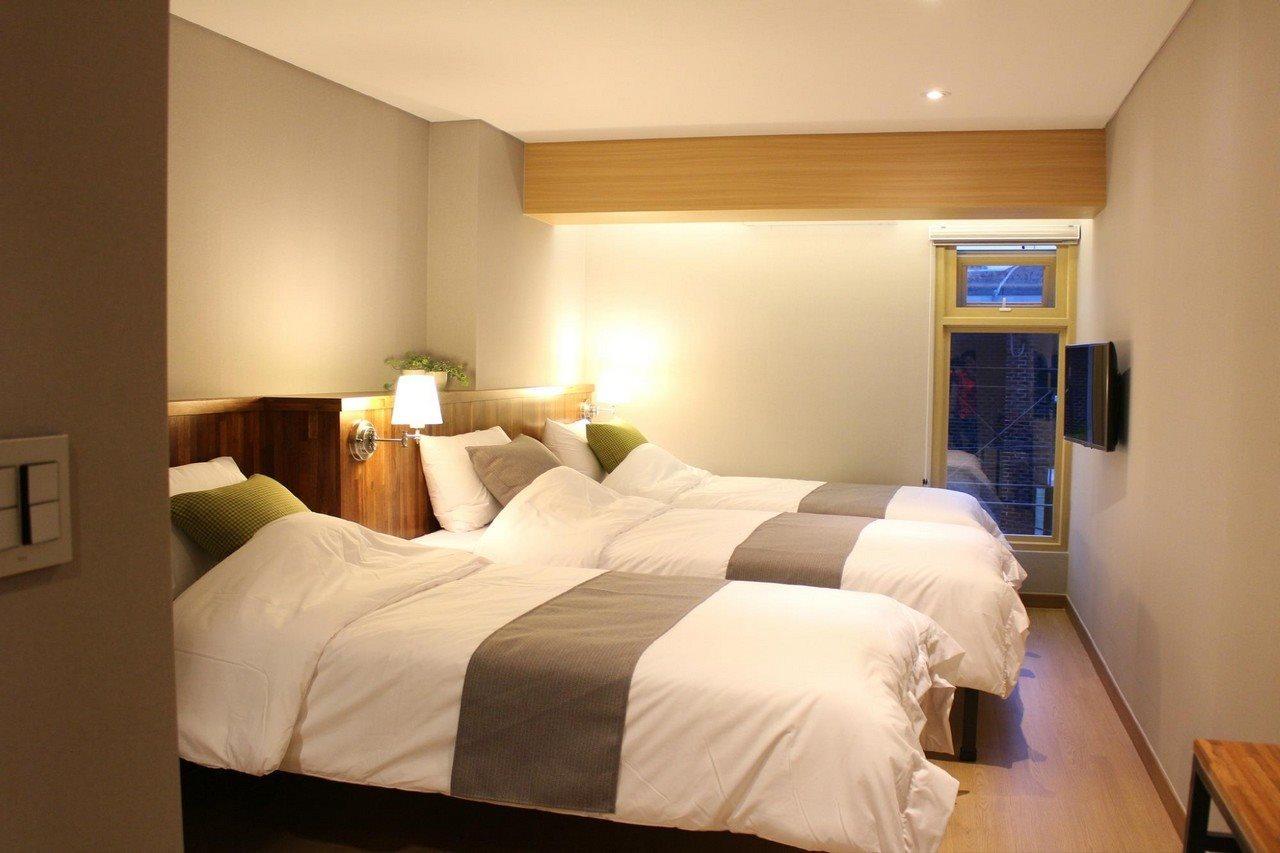 Hostel Cleo Seoul Hongdae Екстер'єр фото