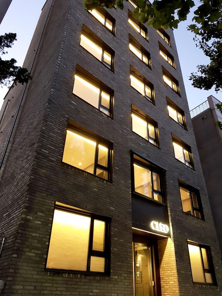 Hostel Cleo Seoul Hongdae Екстер'єр фото
