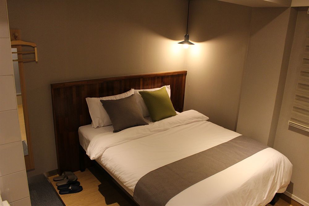 Hostel Cleo Seoul Hongdae Екстер'єр фото